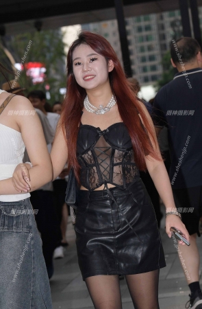 黑色丝袜性感女神气质/231021-4-83 14P