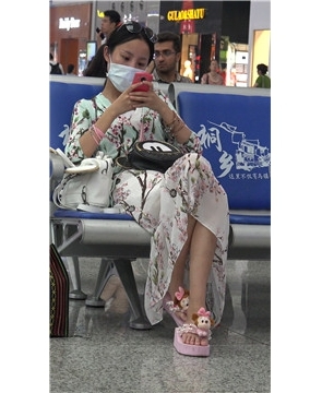 长裙松糕鞋mm [823 MB/MP4]