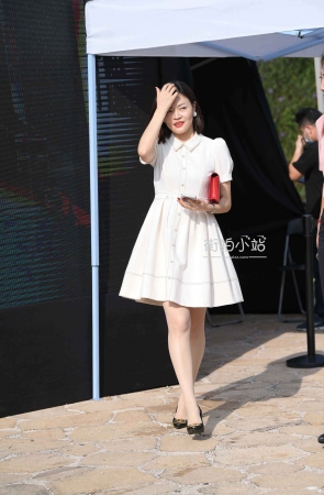 深圳时装周—白裙高跟