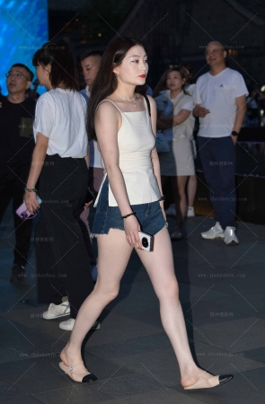 25527-11=32√她的洗澡水，无需加糖都是甜的 9P