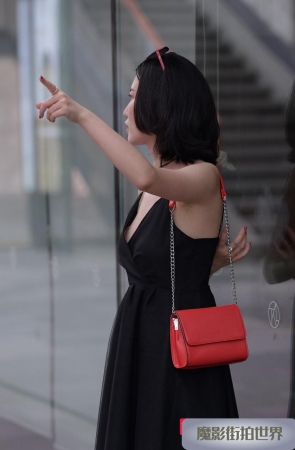 二选一 两个美女~各有其味道3A2534[1.38G]