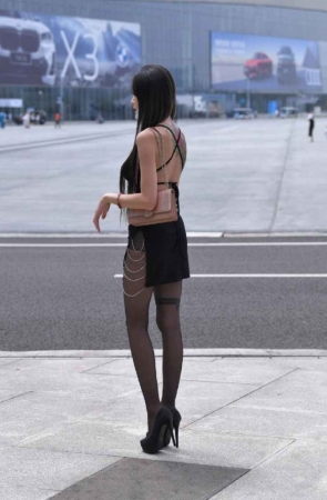 精选街拍作品 NO.1463 黑丝小姐姐[144P/224MB]