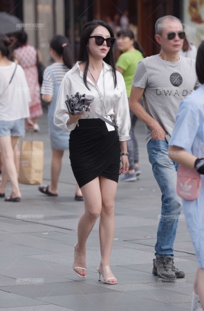 包臀裙美女