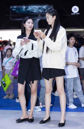 LB641-52P成都车展-捷途纵横展台的各种裸腿丝袜礼仪小姐姐 11P