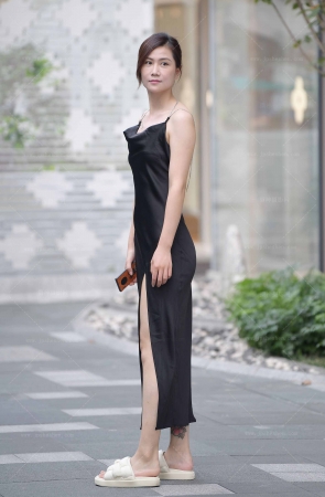 迷人的身段想入非非 240328-15-49 15P