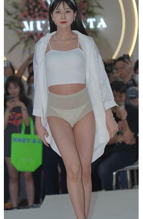 内衣群模走秀(172P)