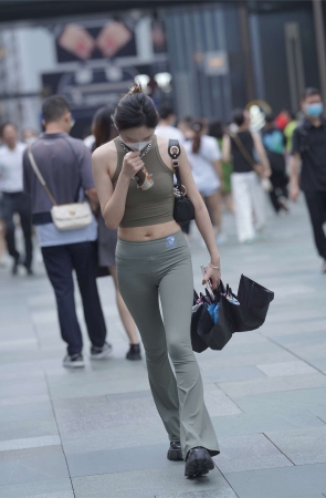 时尚运动装