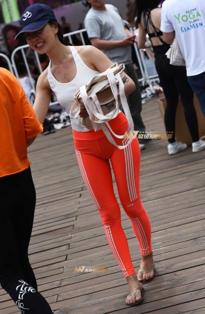 买一送二推销妹妹