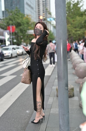 黑色紧身包臀裙肉丝美腿 [162P-3.13GB]