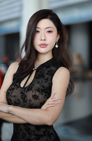 复古风黑裙 [182P-1.35GB]