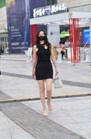 极品美腿黑色包臀裙  [20P]