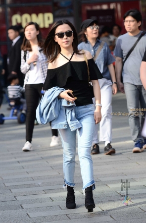 神摄手参赛06 黑色抹胸，紧牛（11P）