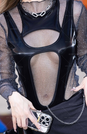 LB056-145P 上海时装周-透明镂空网纱性感美胸小姐姐