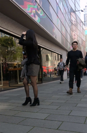 黑丝性感美腿女郎