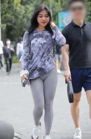 性感瑜伽裤女友