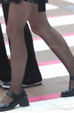 黑丝街拍少妇-13p