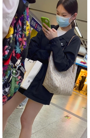 长腿美女