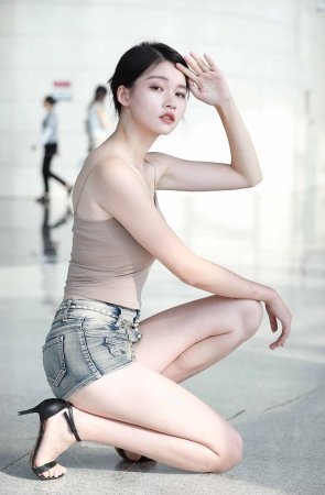 热裤吊带背心【套图➕视频】 8P