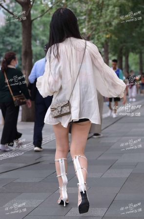 22613-2+97超短热裤女孩 13P