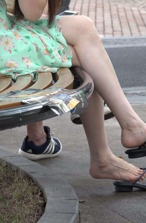 爆青筋的美足 [1.15 GB/MP4]