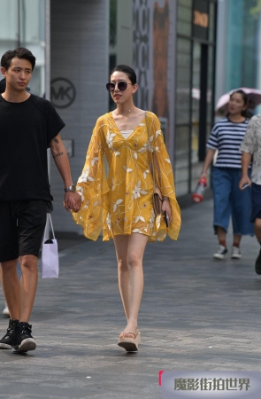 黄裙美女3A851[178M]