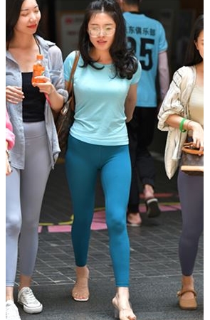 蓝色瑜伽裤美女(25P)