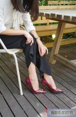 腿神阳光下的职业装裤里丝3A2358[353M]