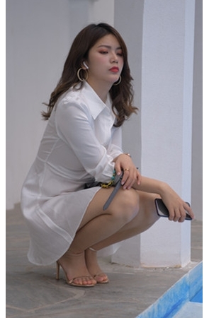 （视频）微透白裙美女 [7.96G/MP4]