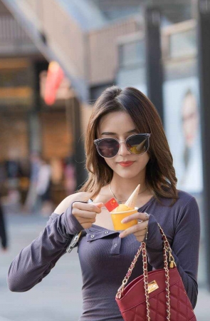 性感包臀裙美女第三套