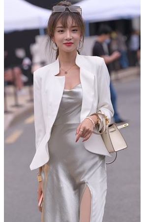 气质小西服美女(122P)