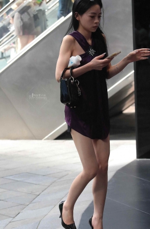 气质街拍高跟少妇