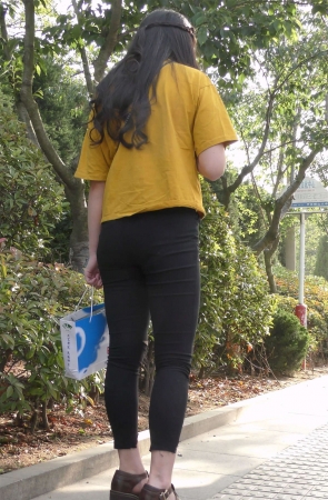 车展性感美女主持正装休闲装