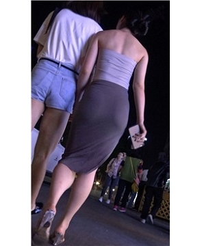 4k-性感包臀裙水晶高跟鞋漂亮美女 [678 MB]