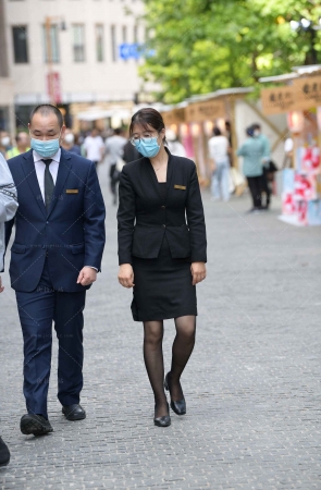 职业工装黑丝美眉