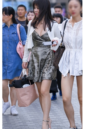 漂亮的性感小姐姐(39P)[756M/JPG]