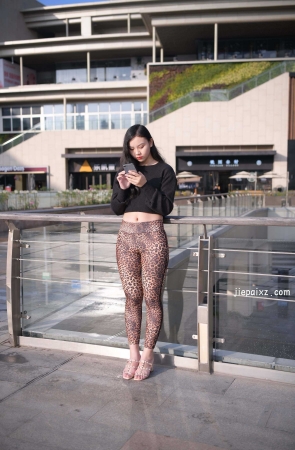 豹纹紧身裤 【套图+视频】