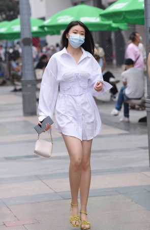 风情万种要有人懂得欣赏/231206-3-79 14P