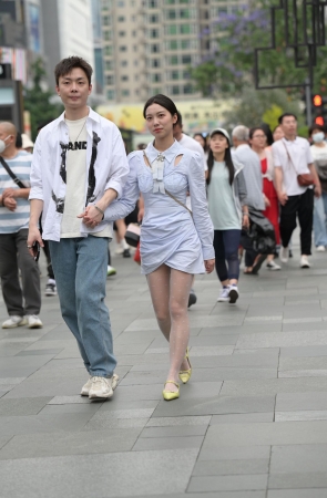 爱穿丝袜的女盆友