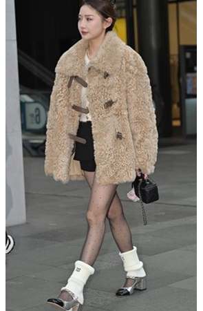 气质黑丝小姐姐(68P)