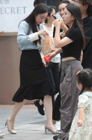 街拍高跟shaofu