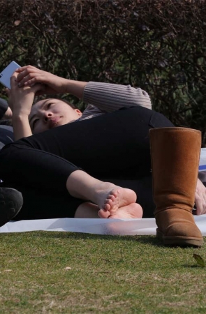 No729 仗着自己有双好脚，就是可踩住男人的脸让他闻个通透 第2套