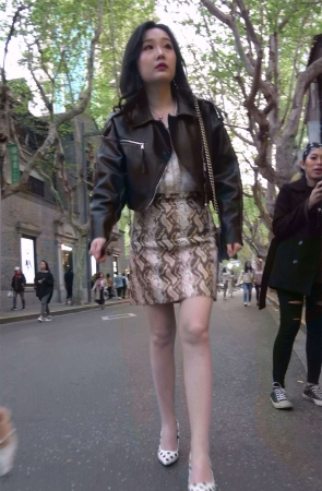 性感的丝袜美女好狂野