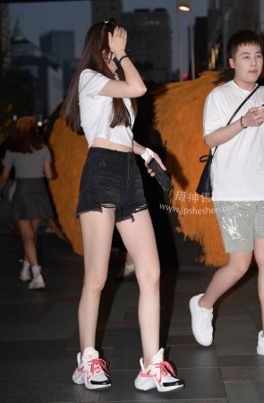 2267-4+51黑色热裤长腿女孩 16P