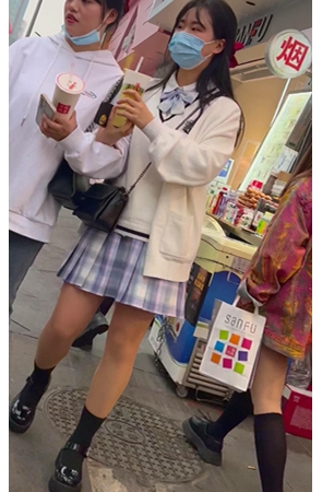 漂亮的肉丝美女