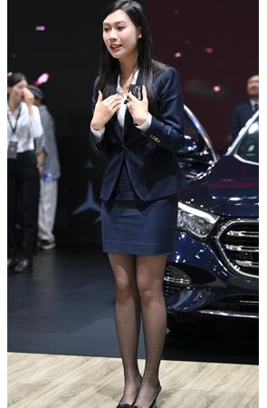 黑丝制服美女(219P)