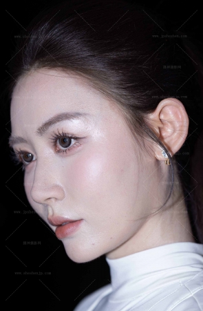 LB595-163P成都车展-顶级敏敏紧身衣湿身夜拍 12P