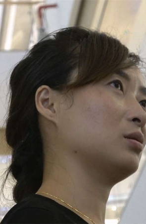 游乐场美足丝袜脚