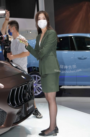 22828-53+78黑丝小水印 8P