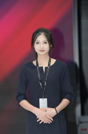 清新气质OL [65P-1.48GB]