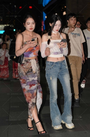 纯欲气质紧身穿搭240705-1-61 15P